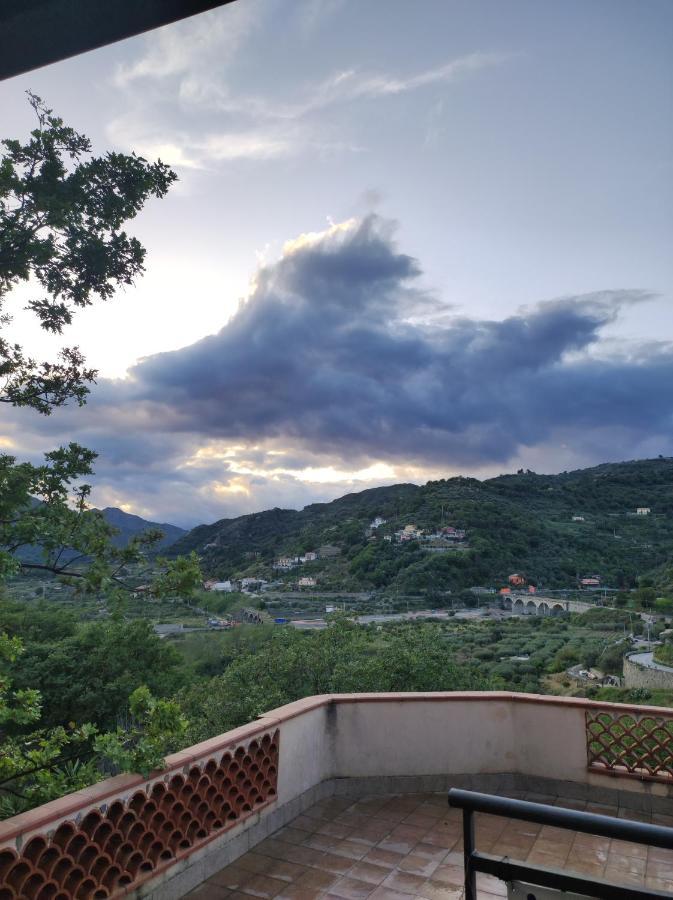 Villa Jewels ,Casa Vacanza Gaggi Εξωτερικό φωτογραφία
